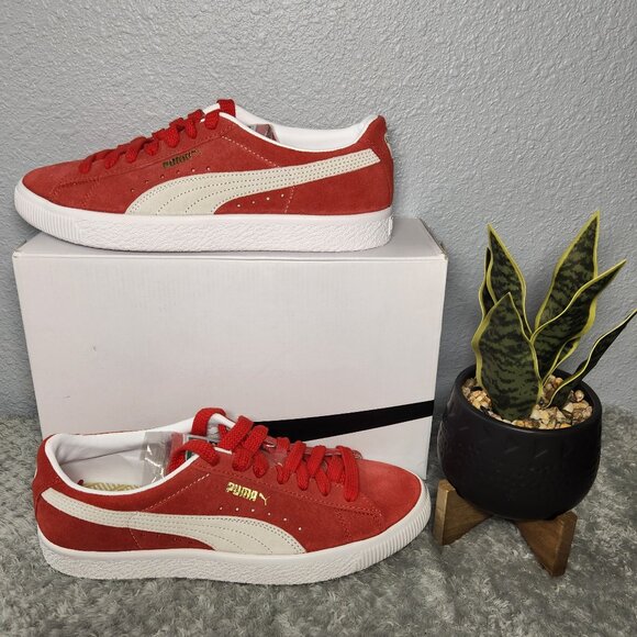 NWB – Authentic Puma Suede VTG Textured Leather Sneakers (Men’s) - Price is Firm - Picture 1 of 11
